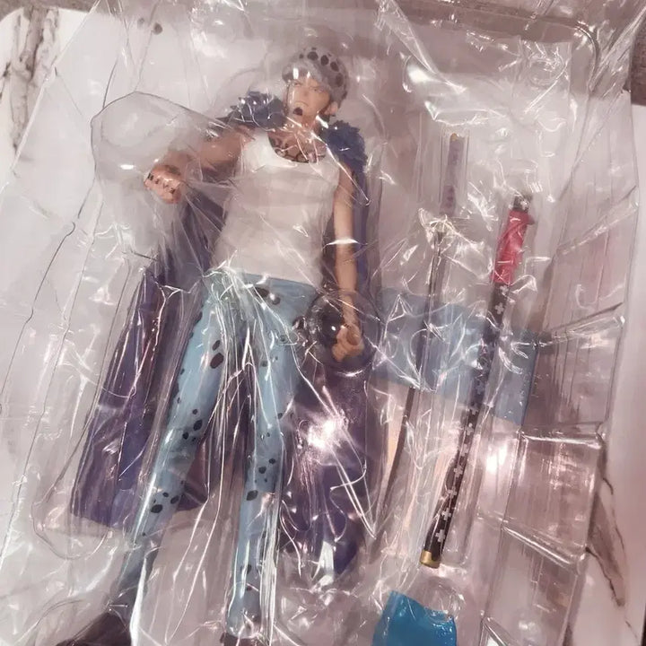 [BUNJANG] One Piece Ichiban Kuji Trafalgar Law Figure / 원피스 제일복권 A상 트라팔가 로우 피규어