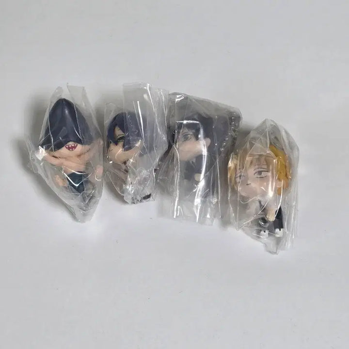 [BUNJANG] Chainsaw Man Dangling Gacha Set 4 Types Bundle / 체인소맨 대롱 가챠 4종 일괄 대롱대롱 1탄 아키 레제 덴지 빔