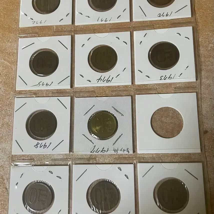 [BUNJANG] 1970-1980s Coin Collection (1977 Uncirculated) / 1970-1980년 십주(1977미사용)