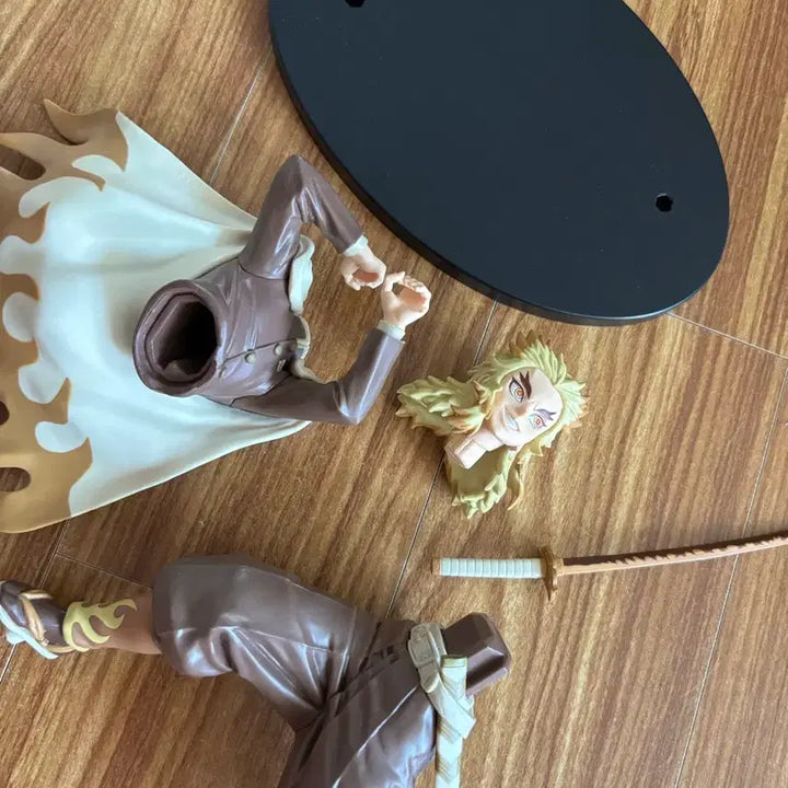 [BUNJANG] Demon Slayer Vibration Stars Kyojuro Rengoku Sepia Color Figure / 귀멸의 칼날 VIBRATION STARS 렌고쿠