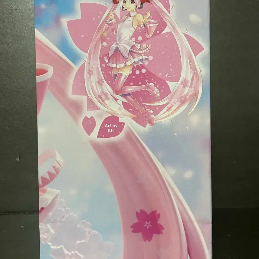 [BUNJANG] Hatsune Miku Sakura Miku Figure (Cherry Blossom Ver.) - Sealed / 미개봉 보컬로이드 하츠네미쿠 피규어 사쿠라 미쿠 피규어 벚꽃 미쿠