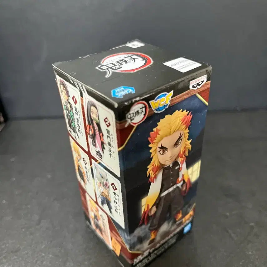 [BUNJANG] Banpresto Demon Slayer Kyojuro Rengoku WCF Figure (Sealed) / 미개봉 귀멸의칼날 렌고쿠 피규어 WCF 렌고쿠 월콜피규어