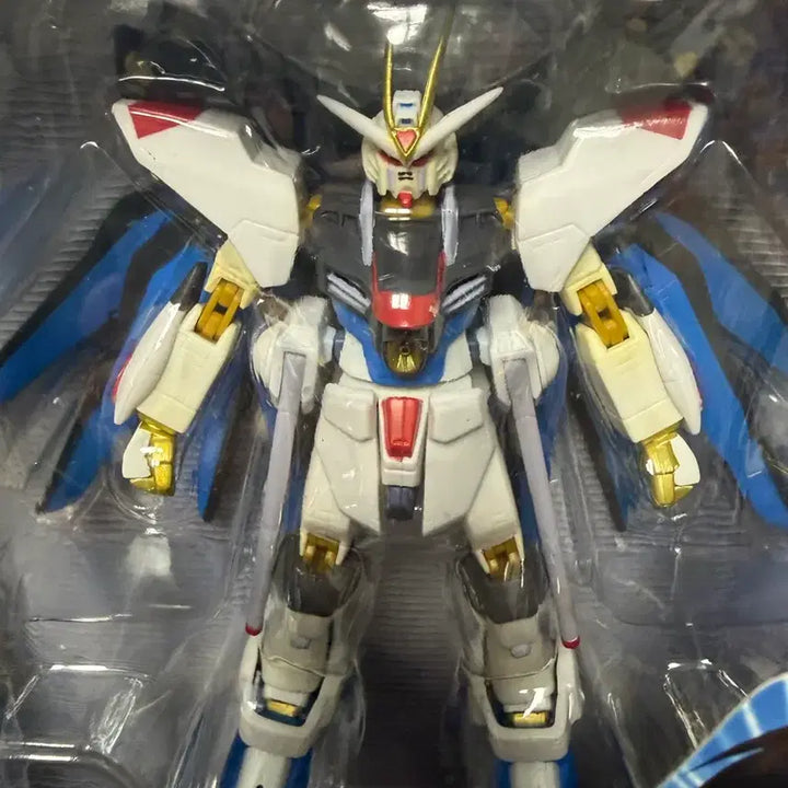 [BUNJANG] Bandai Strike Freedom Gundam Action Figure / 반다이 스트라이크 프리덤 건담 액션 피규어 미개봉 새상품