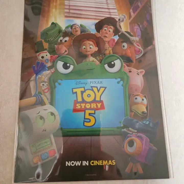 [BUNJANG] Toy Story 5 Lotte Cinema Special Art Card (Unsealed) / 토이스토리 5 롯데시네마 특전 아트카드 미개봉 판매