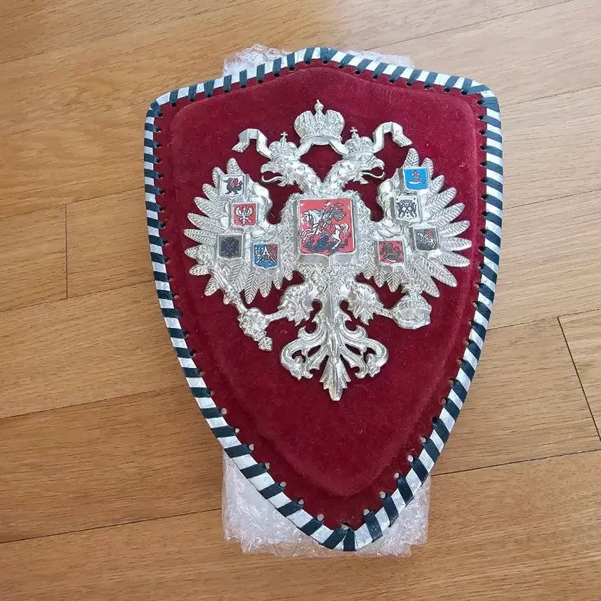[BUNJANG] Medieval Eagle Crown Wall Hanging Shield / 중세 시대 독수리 왕관 벽걸이 방패 팝니다