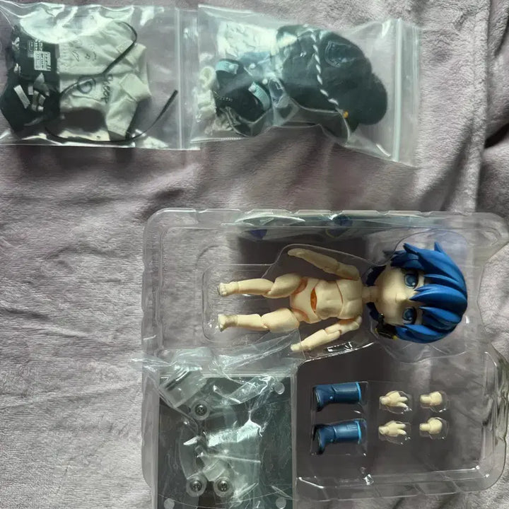 [BUNJANG] Kaito Nendoroid Doll + 2 Acrylic Stands + Nendoroid Doll Outfits Bundle Set / 카이토 넨도돌+아크릴2+넨도돌 의상 두개 일괄