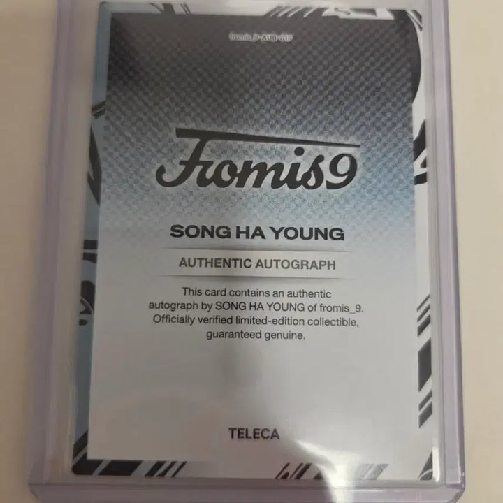 [BUNJANG] fromis_9 Song Hayoung 1st Autograph Photocard / 테레카 프로미스나인 송하영 18/33한정 포토카드  Autograph