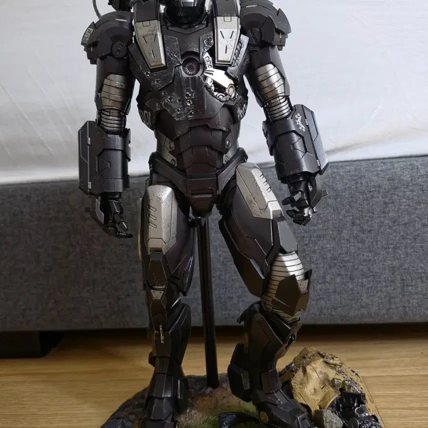 [BUNJANG] Hot Toys War Machine Mark I First Edition / 핫토이 워머신 마크1 초판