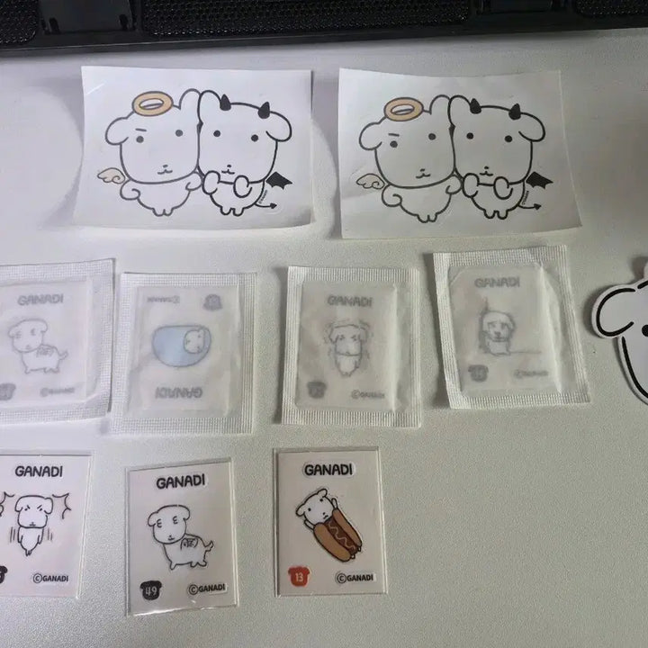 [BUNJANG] Ganadi Stickers and Tab Seals / 가나디 스티커 띠부씰 가나디 택 판매