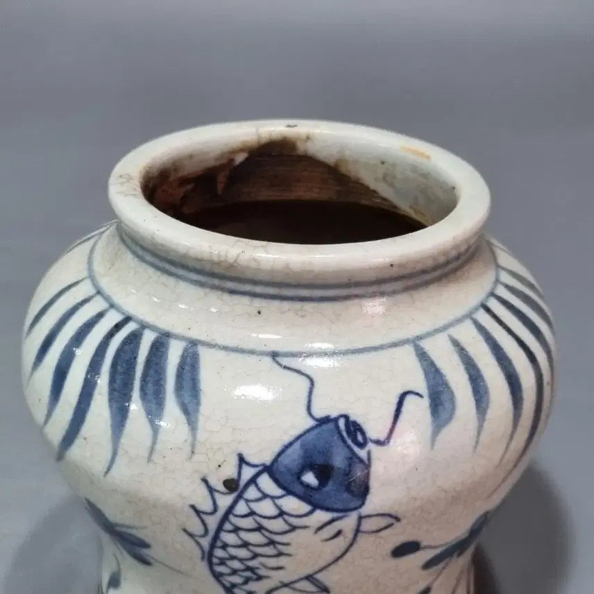 [BUNJANG] Vintage Blue-and-White Fish Motif Jar (11cm) / 빈티지 청화 어문 항아리. 높이 11