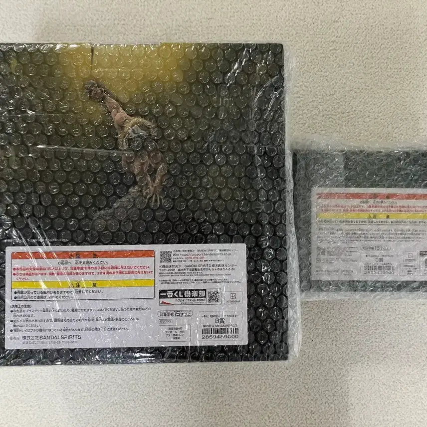 [BUNJANG] Attack on Titan Ichiban Kuji Jaw Titan B Prize + Levi C Prize Set / 택포42)진격의거인 제일복권 턱거인b상+리바이c상 일괄 판매