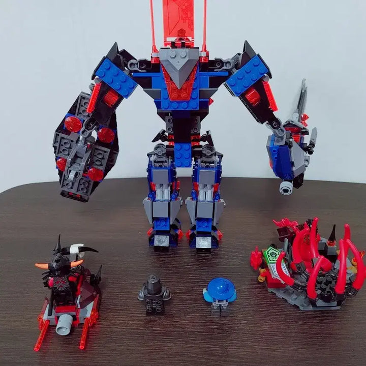[BUNJANG] LEGO Nexo Knights Black Knight Mech 70326 / (중고)(정품) 레고 블랙 나이츠 로봇 70326 팝니다.