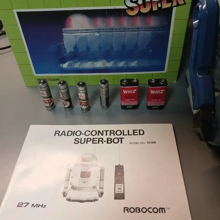 [BUNJANG] Robocom Remote Control Robot / 무선조종 로보콤 바보로보트 완박