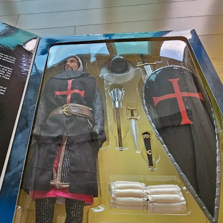 [BUNJANG] Ignite Black 1/6 Scale Sealed Crusader Warrior Figure / 1/6 미개봉 ignite black 검은 십자군 전사 입니다