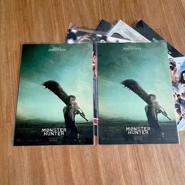 [BUNJANG] Monster Hunter Movie A3 Poster 2-Set Package / 몬스터헌터 A3포스터 2종 패키지 씨네큐 밀라 요보비치 토니자 영화