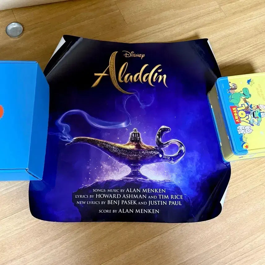 [BUNJANG] Aladdin (2022) 4DX A3 Hologram Poster / 알라딘 4DX A3포스터 재개봉 홀로그램 특전 씨네Q 디즈니영화 디즈니