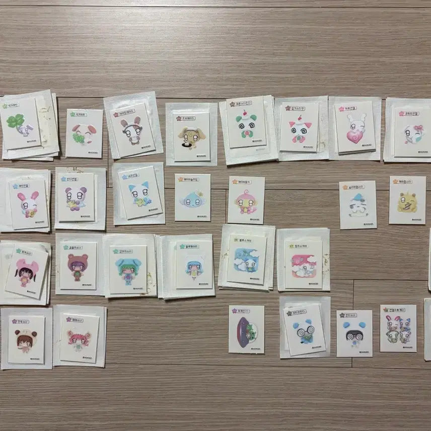 [BUNJANG] HooHooSeal Stickers / 후후이 띠부씰 교환