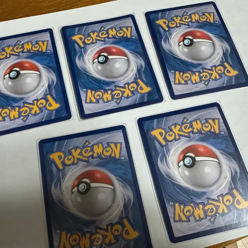 [BUNJANG] Pokemon Card Set (Latias, Empoleon, Volcanion, Surging Currents, Fearsome Youth) / 포켓몬카드 5종(라티아스, 엠페르트,볼케니온,굽이치는물결,무서운 청년)