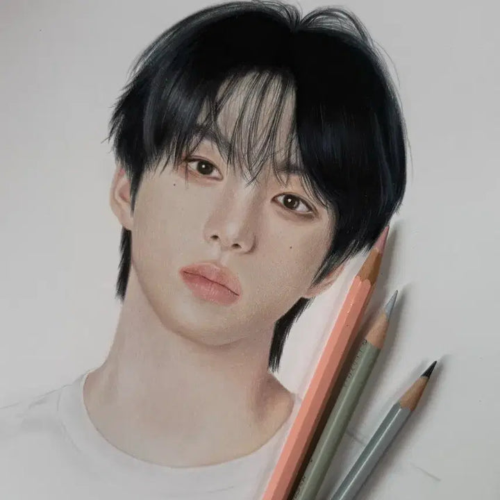 [BUNJANG] Colored Pencil Portrait Commission Hand-Drawn Fan Art / 색연필 인물화 손그림 팬아트 커미션