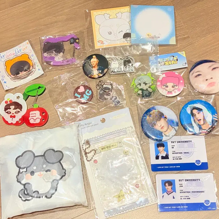 [BUNJANG] Seventeen Birthday Cafe Goods S.Coups Jeonghan Joshua Woozi Mingyu DK Seungkwan Mini-Tins / 세븐틴 생일카페 에스쿱스 정한 조슈아 원우 민규 우지 도겸 승관 미니틴