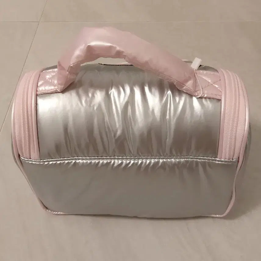 [BUNJANG] Hello Kitty Silver &amp; Pink Pouch / 키티 실버 핑크 파우치