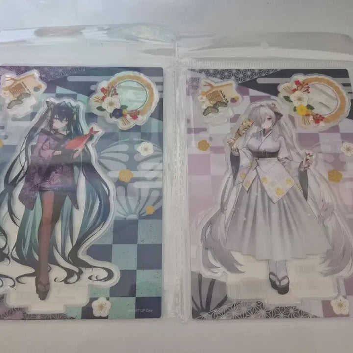 [BUNJANG] Nikke Cinderella &amp; Siren New Year Acrylic Standee Bundle (Sealed) / 신년 니케 신데렐라, 세이렌 아크릴 스탠드 일괄 미개봉