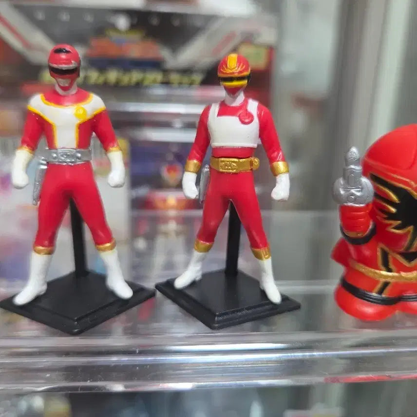 [BUNJANG] Super Sentai Power Rangers Red Chronicle Gacha Figures (2 Types + Finger Accessory) / 슈퍼전대 파워레인저 레드 크로니클 가챠  피규어