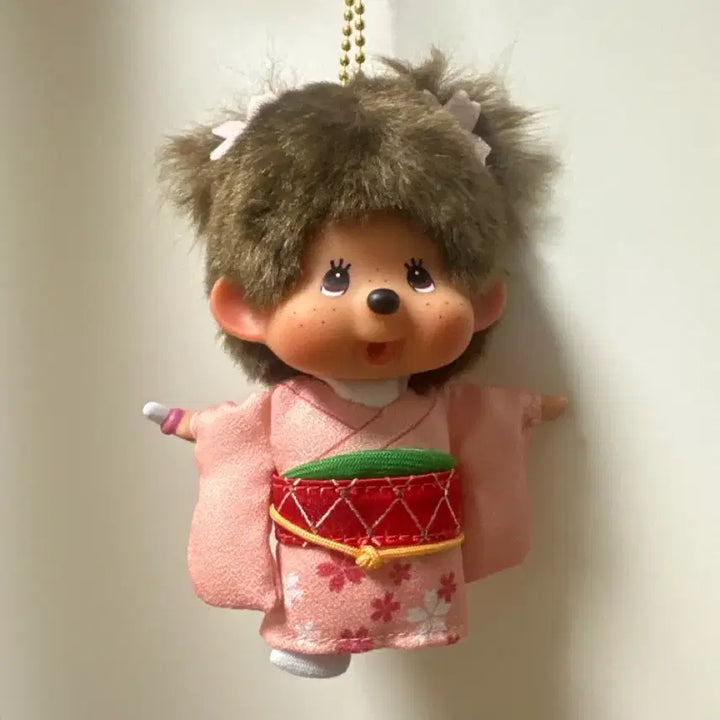 [BUNJANG] Yufuin Sakura Monchhichi Doll / 유후인 사쿠라 몬치치 인형