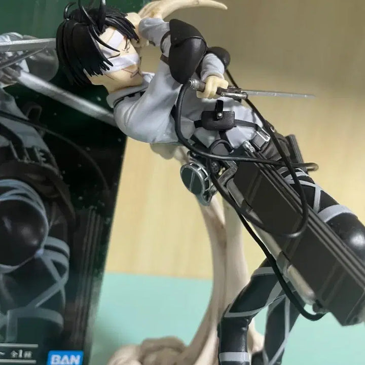 [BUNJANG] Attack on Titan The Final Season Ichiban Kuji Levi Figure B Prize / 진격의 거인 제일복권 땅울림 리바이B상