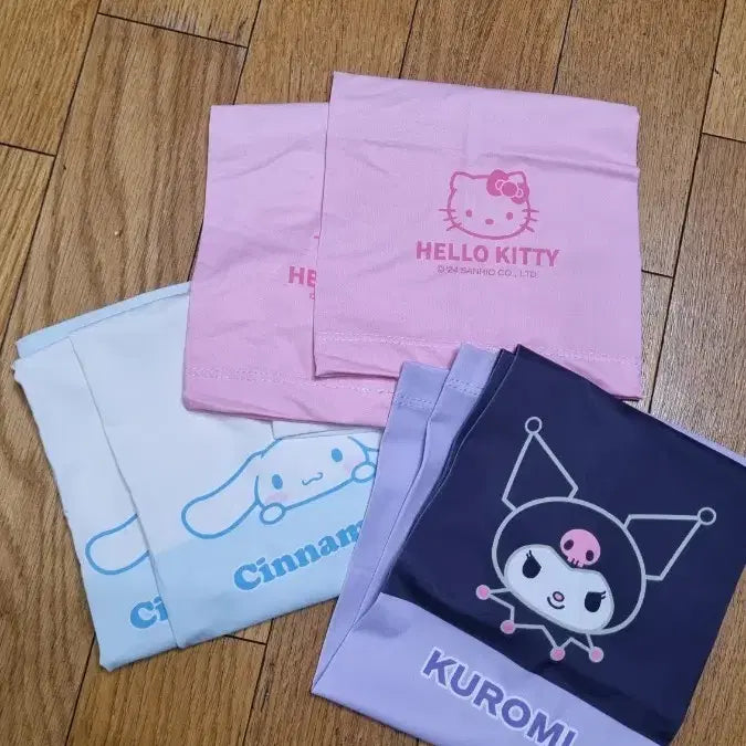 [BUNJANG] Sanrio Arm Sleeves Set (Hello Kitty, Cinnamoroll, Kuromi) / 2026산리오 쿨토시 (헬로키티, 시나모롤, 쿠로미)