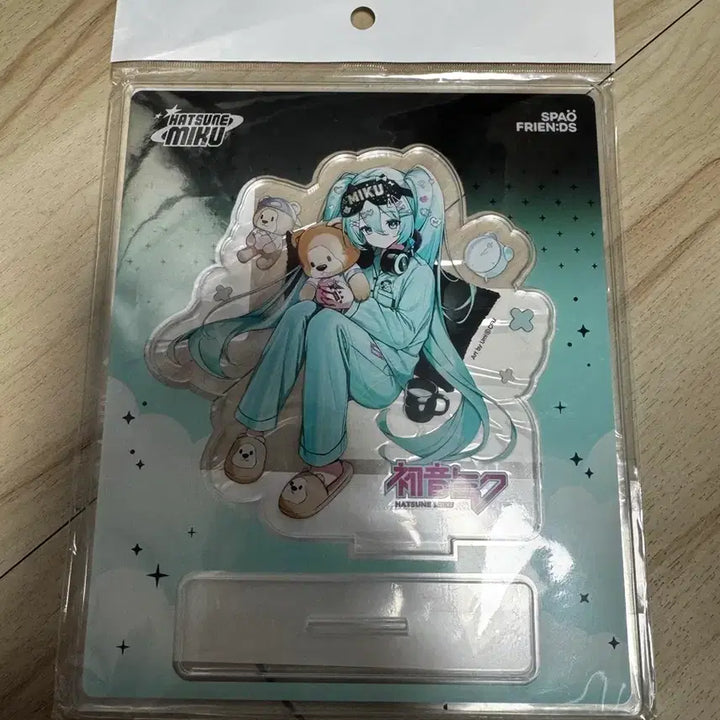 [BUNJANG] SPAO Hatsune Miku Acrylic Stand Mix / 스파오 하츠네미쿠 아크릴 스탠드 믹스