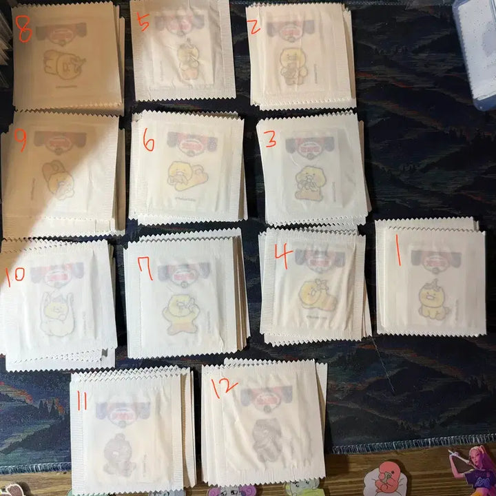 [BUNJANG] Byuldalkom Matsamchun Pp-Seal 36-Piece Bundle Set (Sealed) / 판매) 별달콤 맛삼춘 띠부씰 미개봉 36종 일괄판매