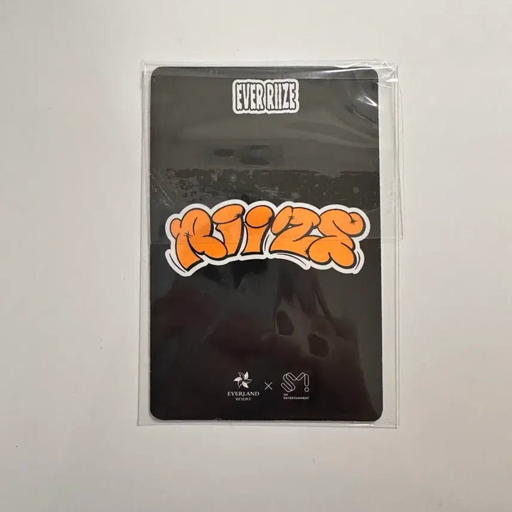 [BUNJANG] EVERGLOW ShoTaro Photocard (Sealed) / 에버라이즈 반지 쇼타로 포카 미개봉