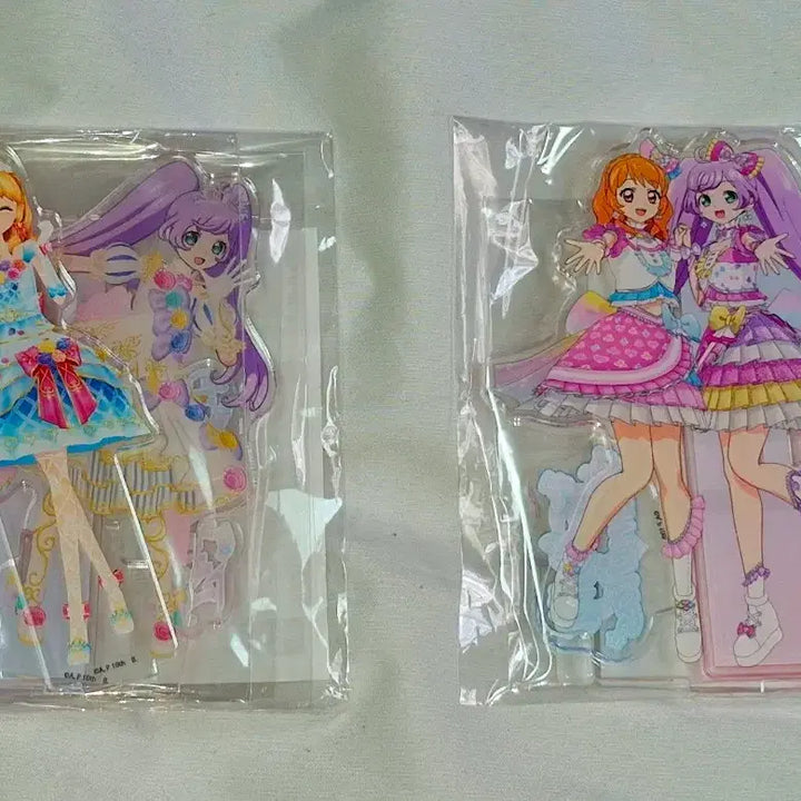 [BUNJANG] Aikatsu! PriPara Pair Akari &amp; Lala Acrylic Stand / 스타파라 카츠파라 아이카츠 프리파라 페어 아카리 라라 아크릴스탠드 판매