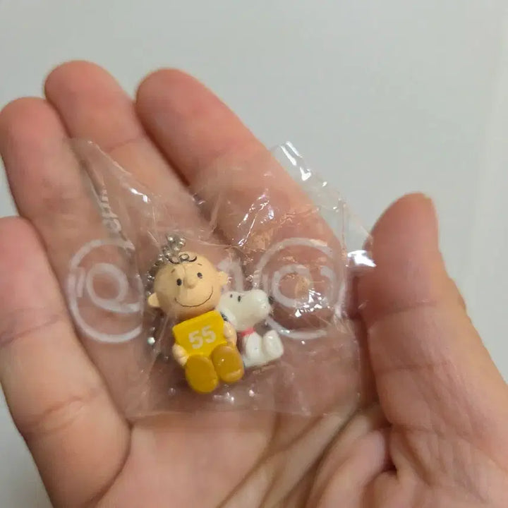 [BUNJANG] Vintage Snoopy &amp; Charlie Brown Character Goods Figure Doll Keychain Strap / 고전 만화 캐릭터 굿즈 피규어 인형 빈티지 토이 스누피 찰리 키링 스트랩