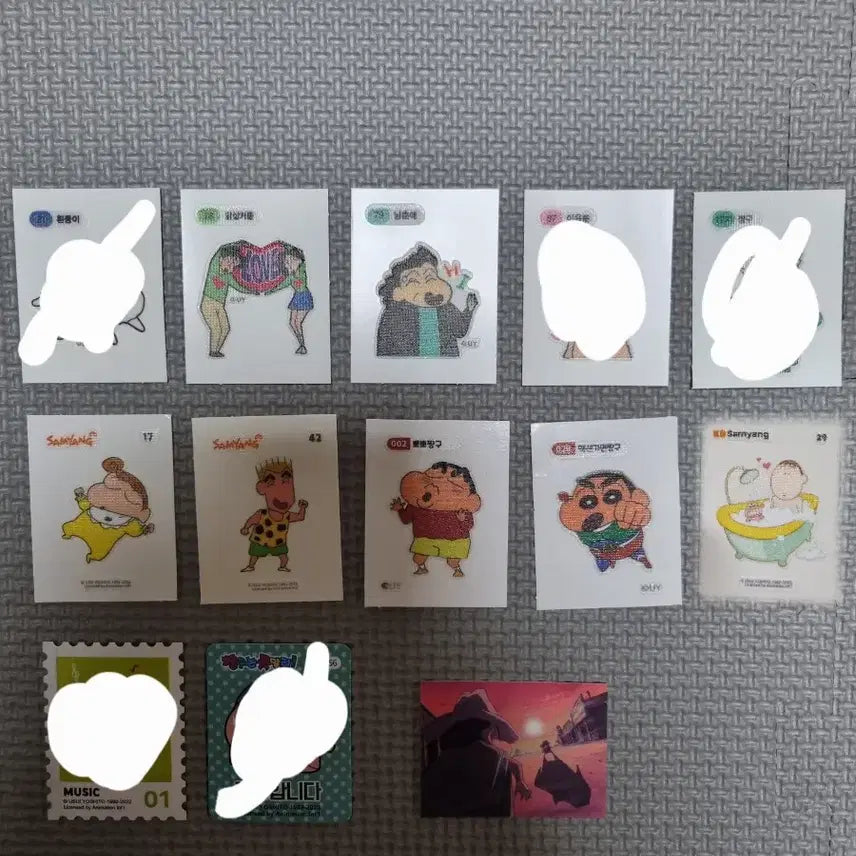 [BUNJANG] Assorted Character Stickers (Crayon Shin-chan, Pokémon, Kakao Friends, etc.) / 띠부씰 판매 개당 1000원(짱구,춘식이,메이플 등등)