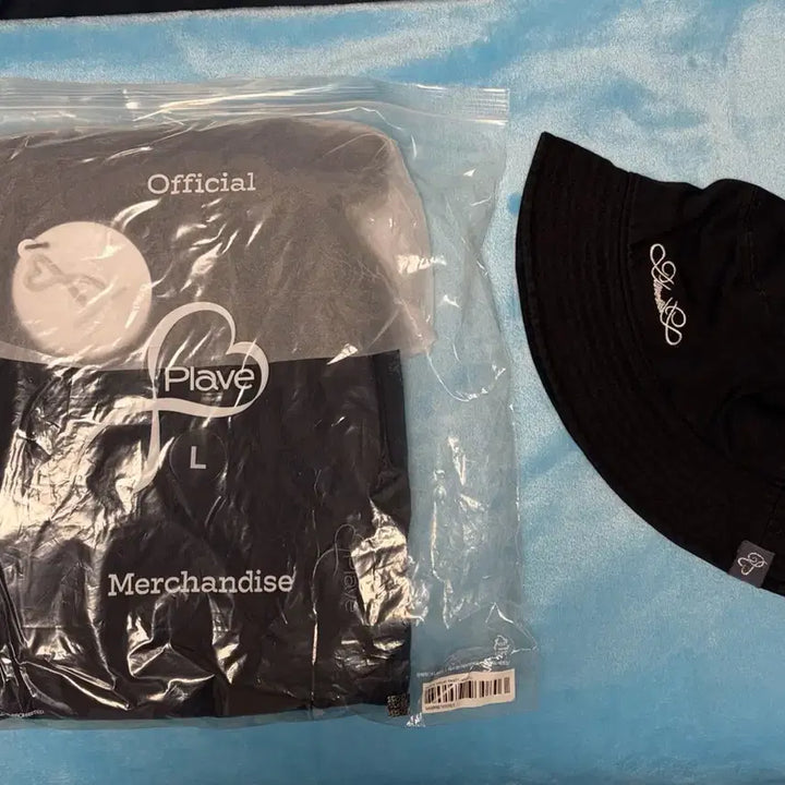 [BUNJANG] PLAVE Team PLAVE Bucket Hat &amp; Sweatpants Navy Bundle Set / 플레이브 버킷햇 팀플레이브 스웨트 팬츠 네이비 일괄 양도