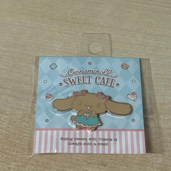 [BUNJANG] Cinnamoroll Sweet Cafe Mocha Badge / 시나모롤 스위트카페 모카 뱃지