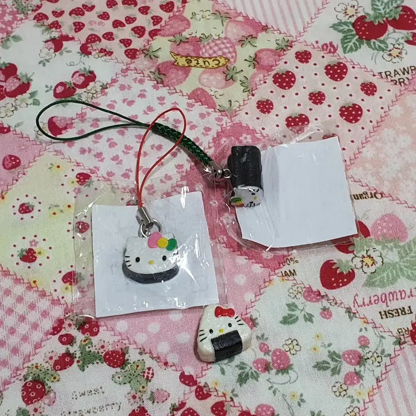 [BUNJANG] Hello Kitty Gimbap &amp; Jumeokbap Strap Set (3 pieces) / 고전 키티 김밥 주먹밥 스트랩 3개 일괄