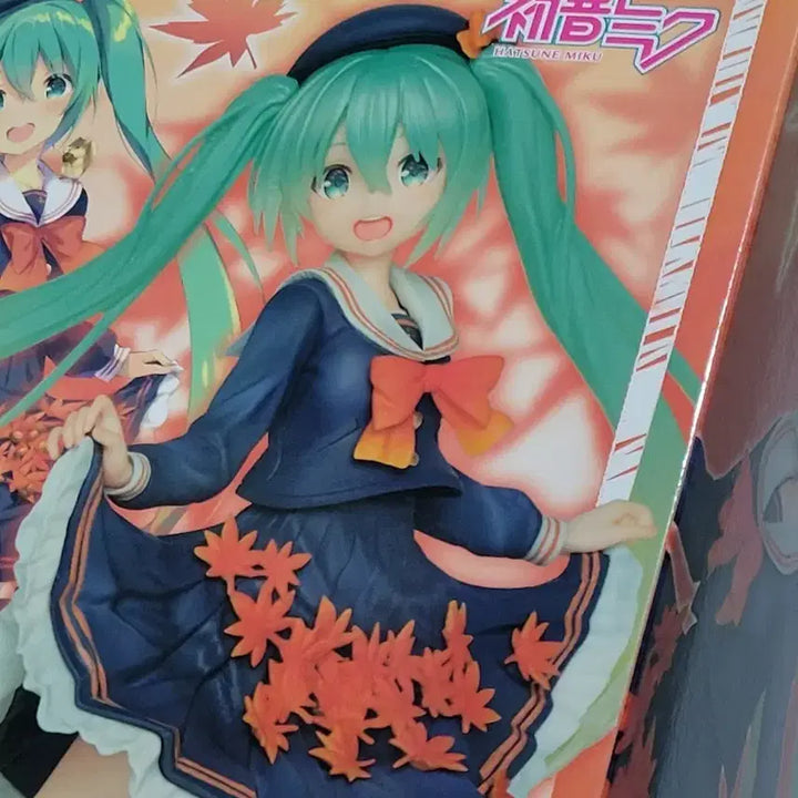 [BUNJANG] Hatsune Miku Maple Figure / 하츠네 미쿠 단풍 피규어