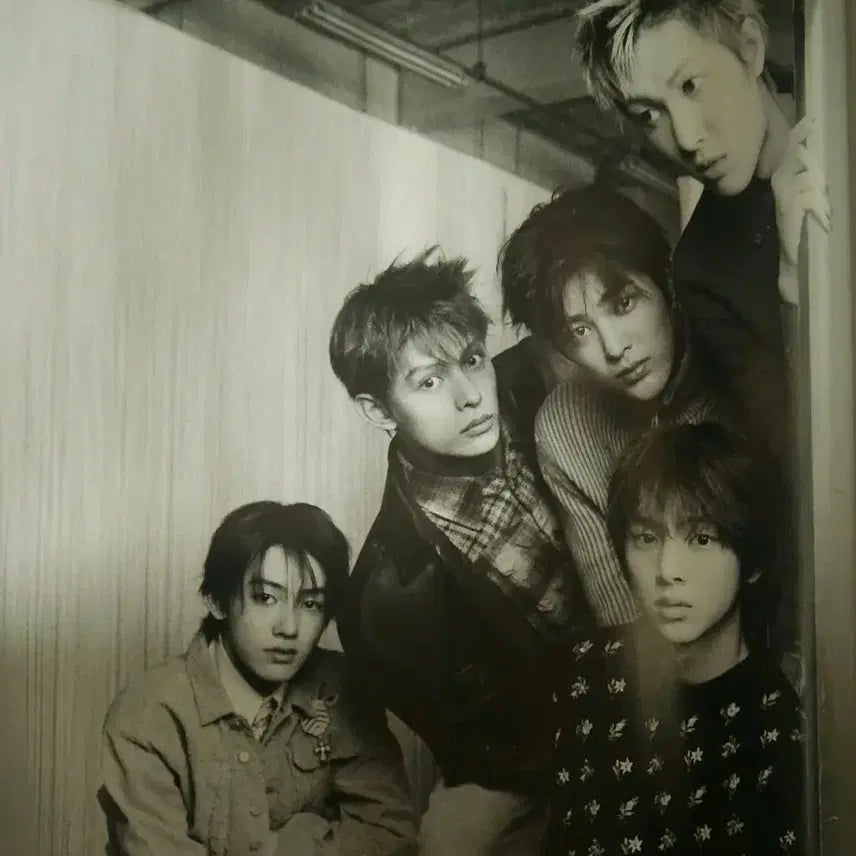 [BUNJANG] COURTISANE SPUR Japan Magazine / (새상품) 그룹 코르티스가 표지 장식한 SPUR 일본잡지 양도합니다
