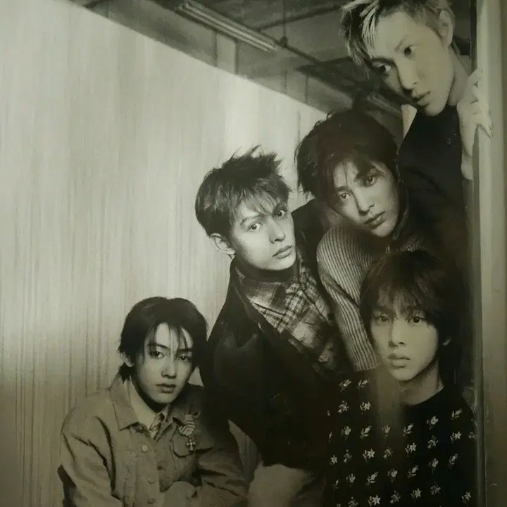 [BUNJANG] COURTISANE SPUR Japan Magazine / (마지막한권, 새상품) 그룹 코르티스가 표지 장식한 SPUR 일본잡지 양도합니다