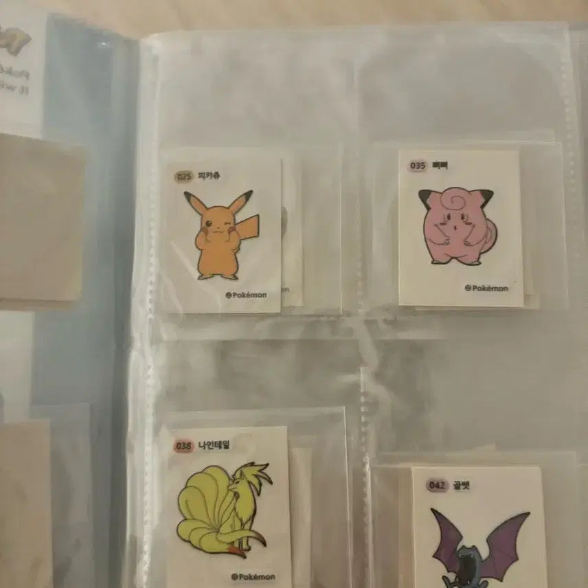 [BUNJANG] Pokemon Sticker Book + 30 Stickers / 포켓몬스터 띠부실 북+띠부실 30종
