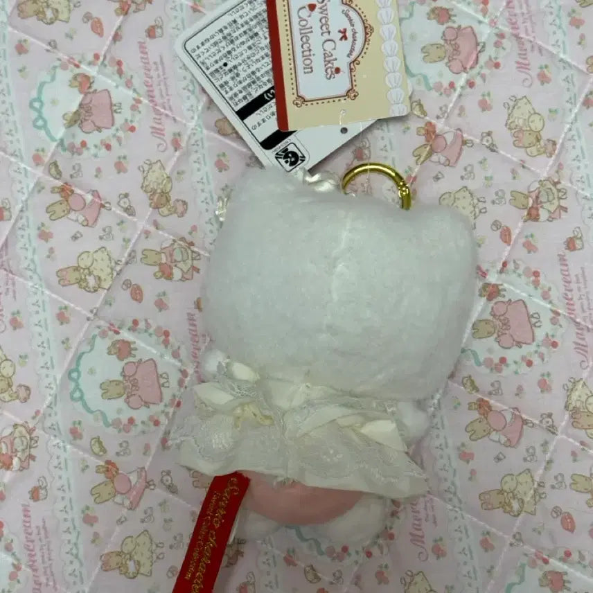 [BUNJANG] Sweet Cake Collection Hello Kitty Mascot / 스위트 케이크 컬렉션 헬로키티 마스코트