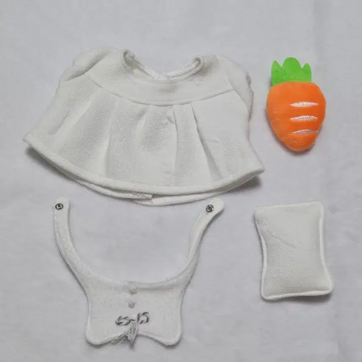 [BUNJANG] 20cm Cotton Doll Clothes Carrot Pajamas / 20cm 솜인형옷 당근잠옷