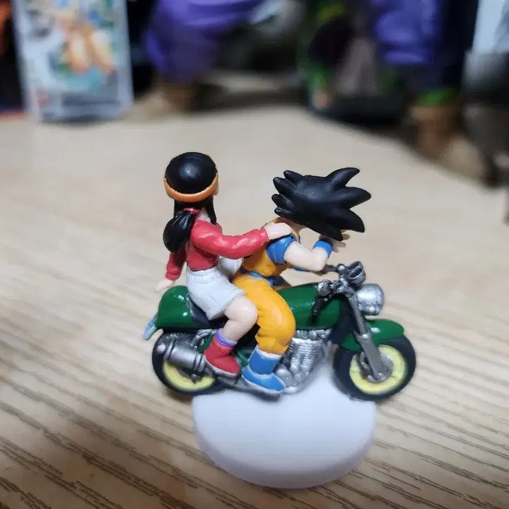 [BUNJANG] Dragon Ball Son Goku &amp; Chichi Motorcycle Figure / 드래곤볼 피규어(정품)미니 초레어 손오공 치치 오토바이