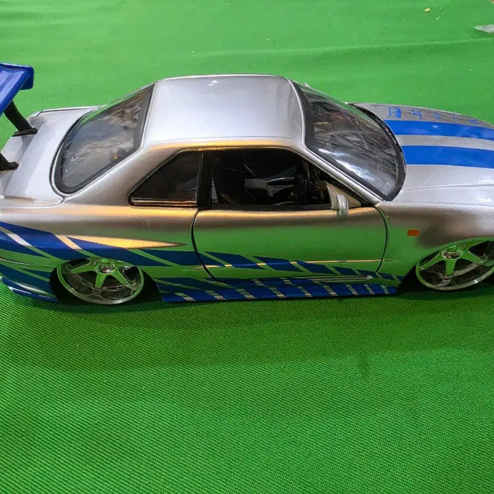 [BUNJANG] 1/24 Scale Nissan GT-R R34 Diecast Model Car / 다이캐스트 합금 1/24 스케일 닛산 GT-R R34  자동차