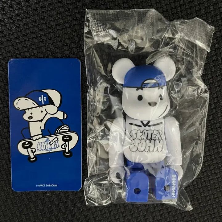 [BUNJANG] Bearbrick Artist Skater John Series 49 / 베어브릭 49탄 아티스트 스케이터 존
