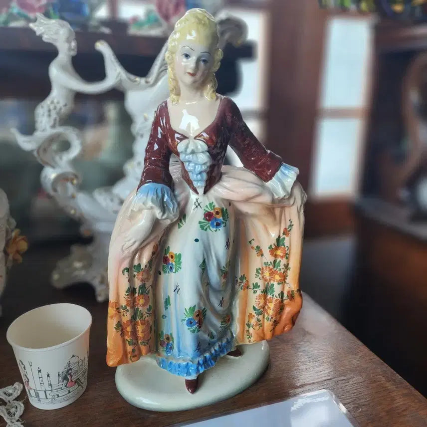 [BUNJANG] Italian 1950s Hand-Painted Decorative Vase / 이태리 1950년대 핸드 페인티드 높이33.5cm 가로19cm 상태좋음