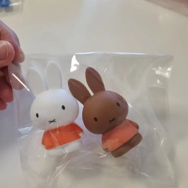 [BUNJANG] Miffy &amp; Melanie Finger Puppet Figure Set / 미피,멜라니 피규어 세트